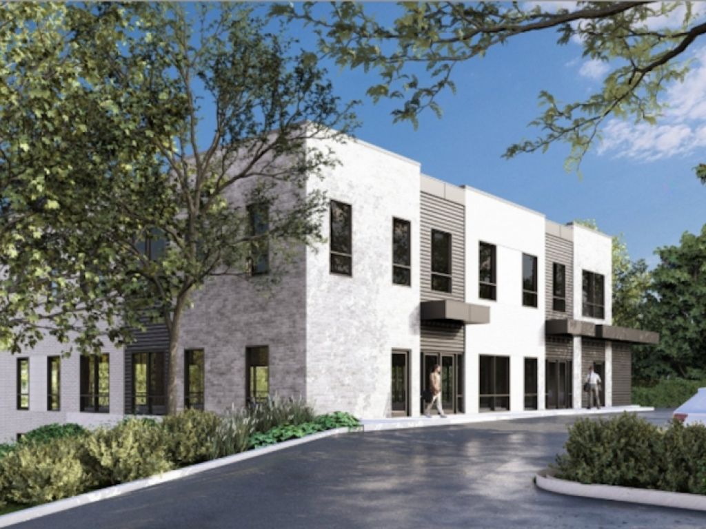 Espace commerciale � louer - 2100 pi2  (Pr�s du projet Lumicit�)