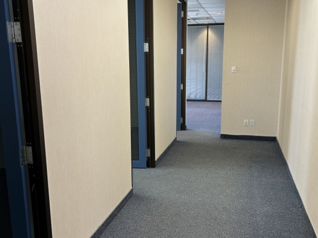 Bureaux professionnels � louer � 1 650 pi� � Saint-J�r�me 