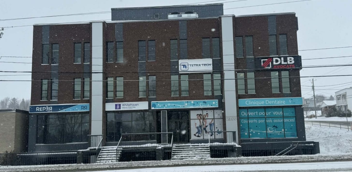 Superb 1149 sq ft space located on the 2nd floor - For Rent