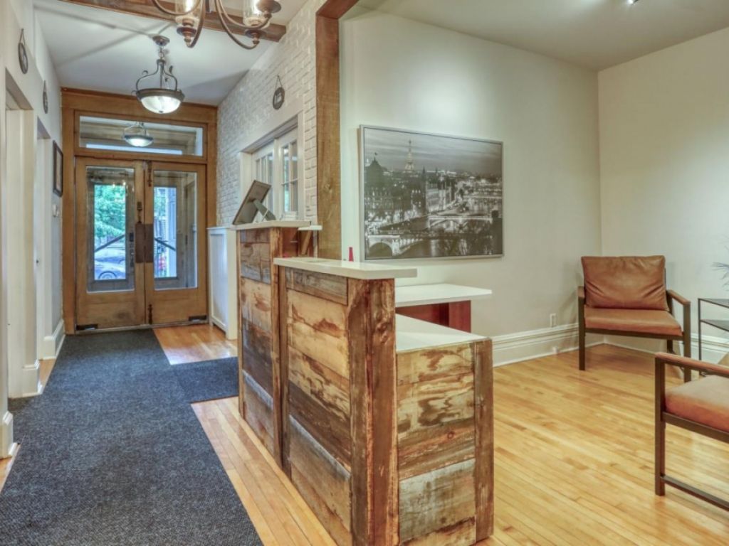 Very large semi-commercial 5plex for sale in Montreal