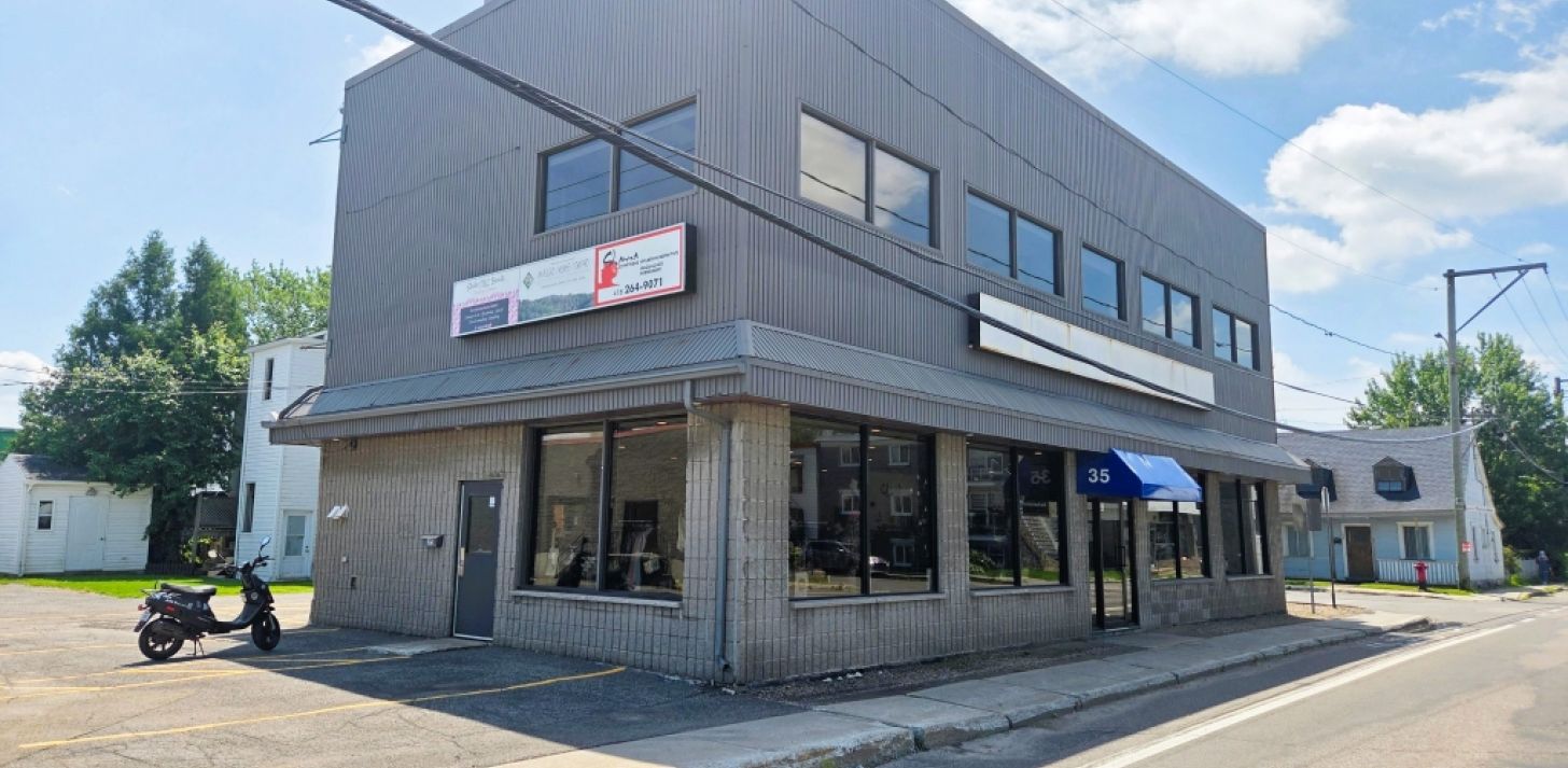 Espace commercial secteur Vanier  près de Soumande - À louer
