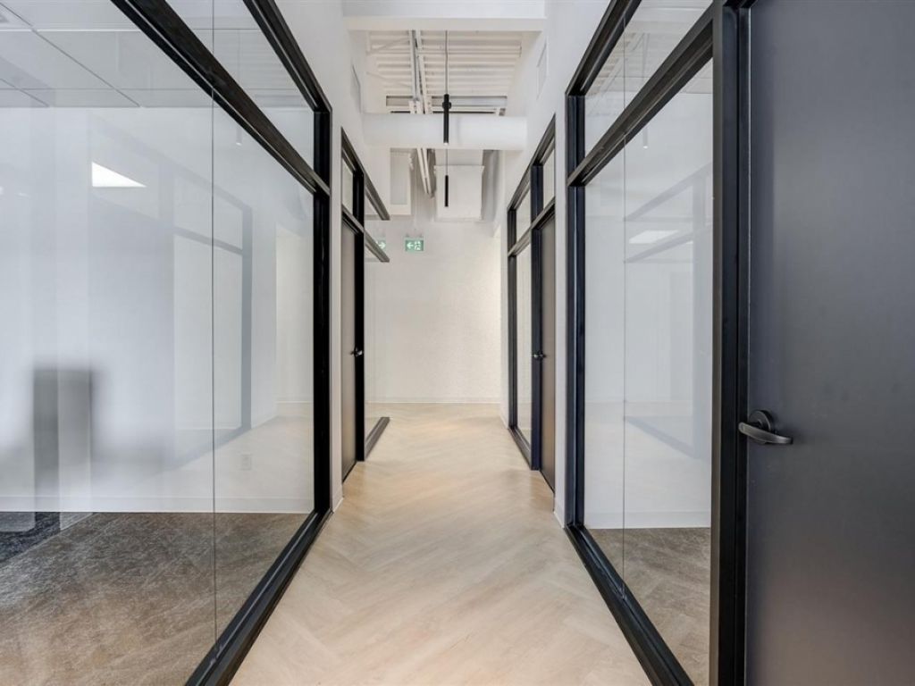 Bureau � louer � 17675 Rue Charles, local 202A-B, Mirabel