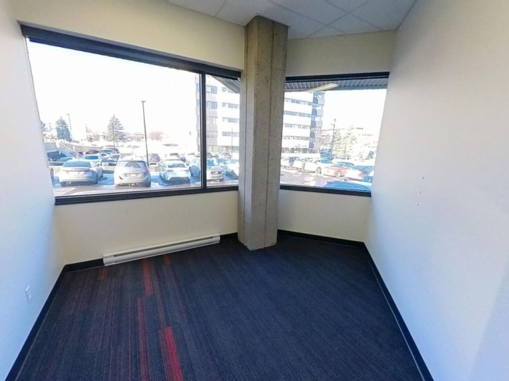Espace de bureaux moderne  Place Iberville III (Qubec)