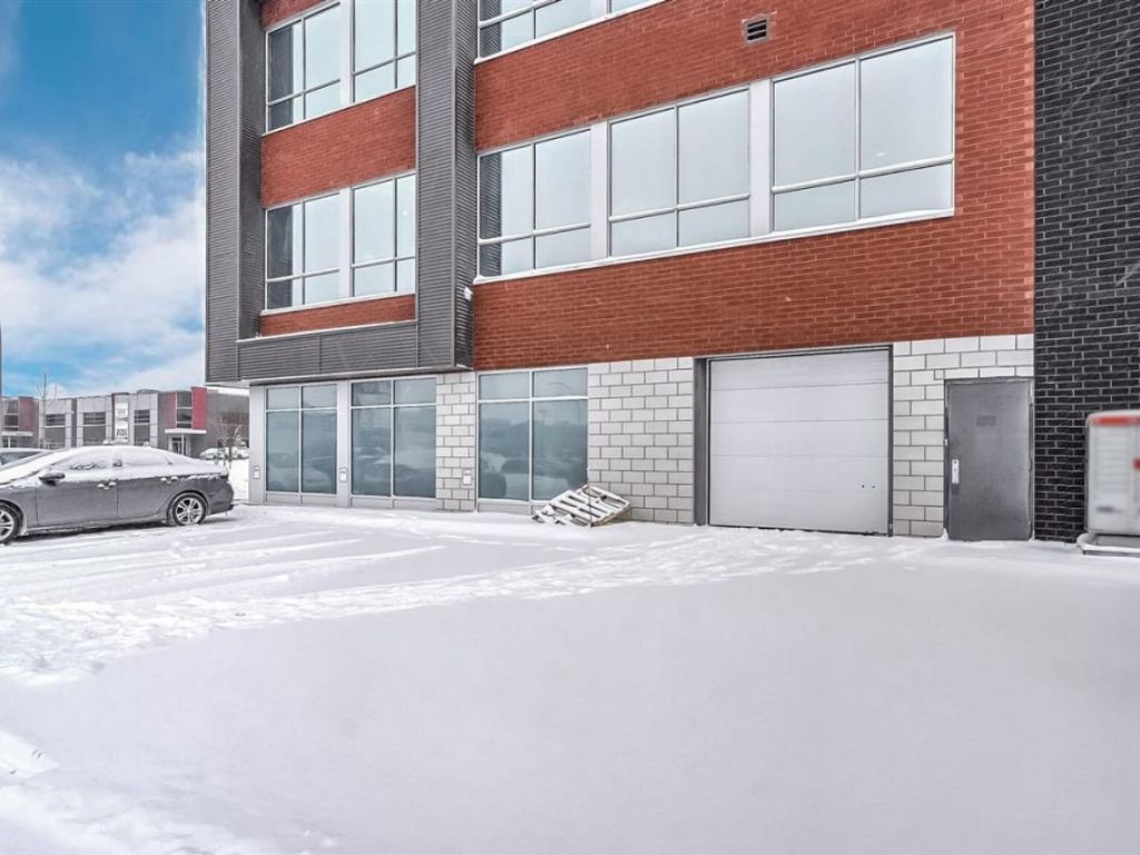 Industrial Condo for Sale or Rent � 4704 Rue Louis-B.-Mayer, Laval (Chomedey)