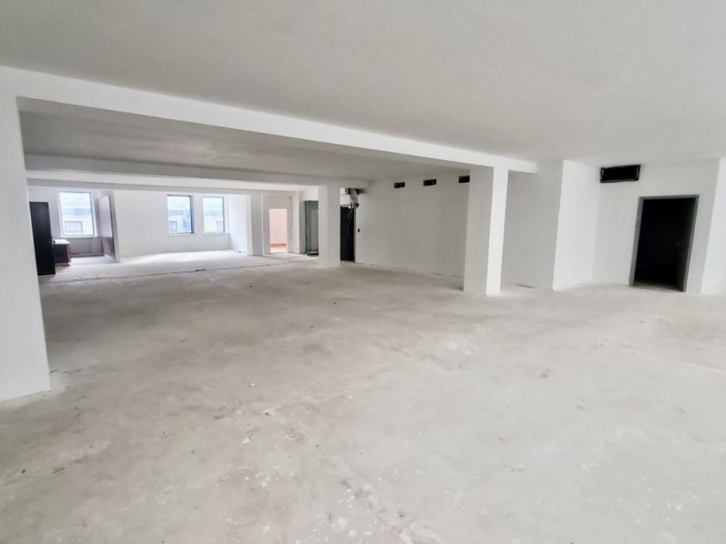 Full floor open office spaces in Old Montreal