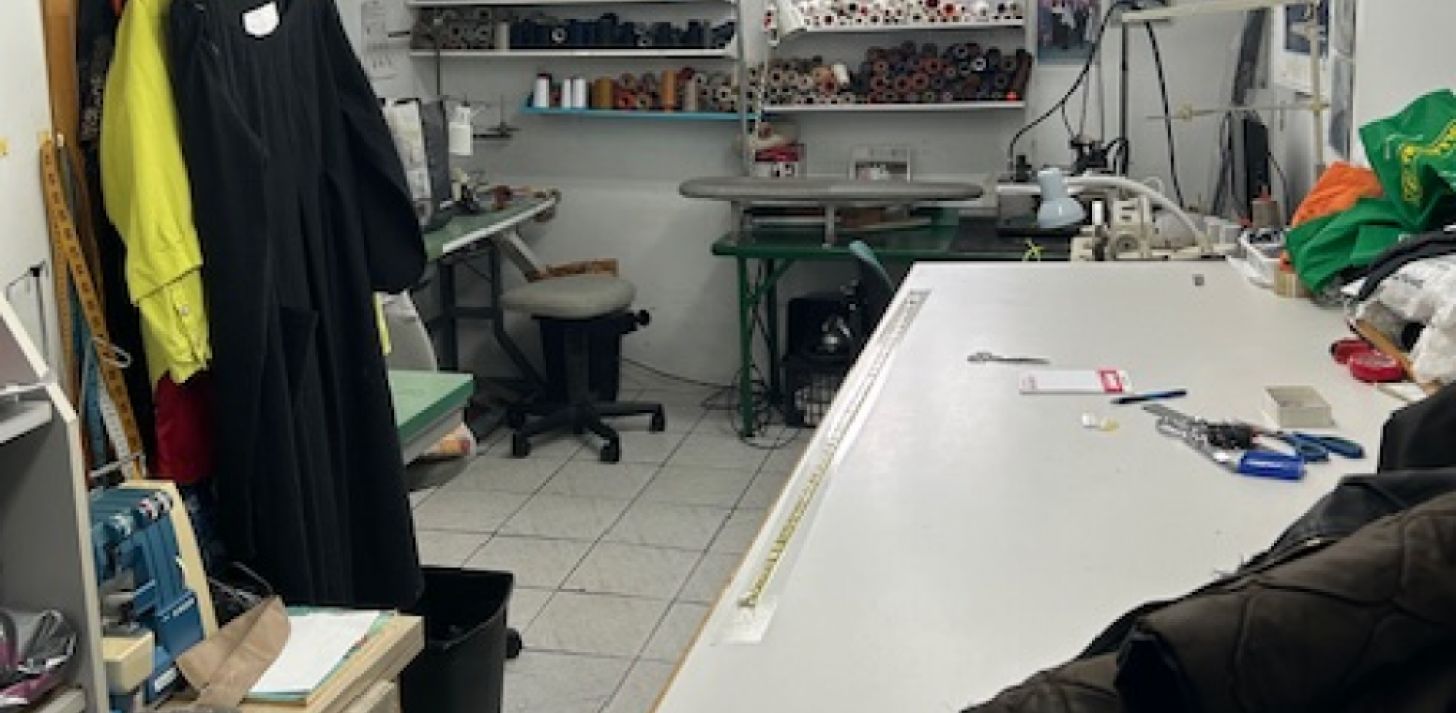 Atelier Artisan, boutique, réparation vélo, couture, cordonnier, etc. - For Rent