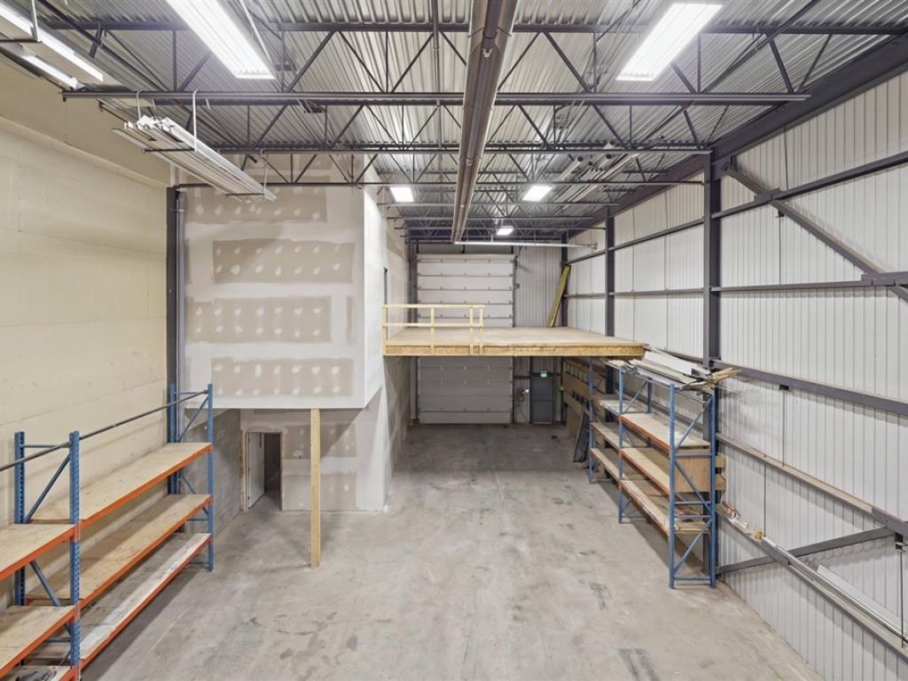 Condo industriel � vendre