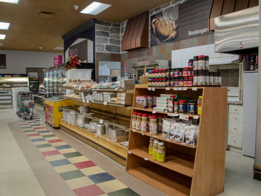 Intermarch� Saint-Zacharie