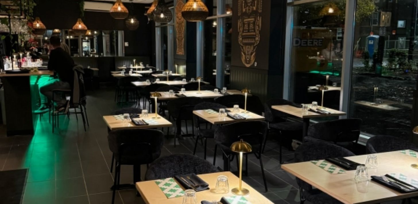 Espace pour un restaurant cl&eacute; en main - Saint-Sauveur    - Space For Rent