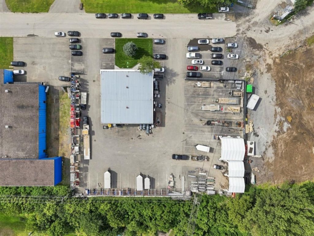 B�tisse industrielle � vendre