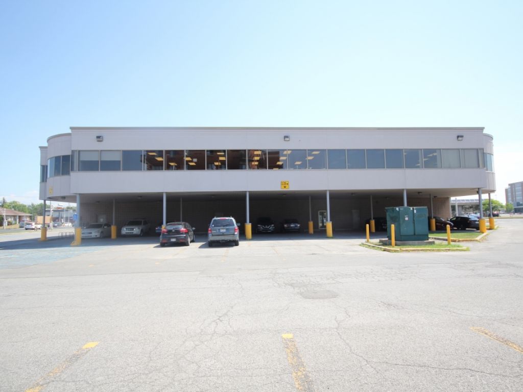  Offices for rent in Brossard