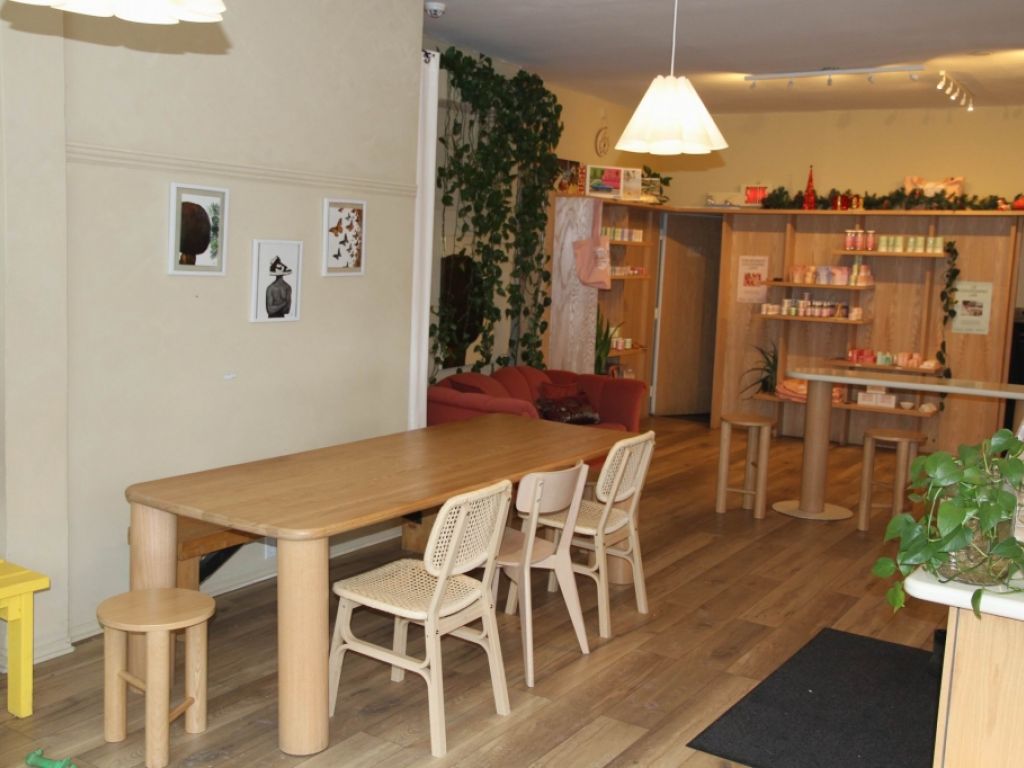 Charmant Caf  vendre Av. Mont-Royal Montral
