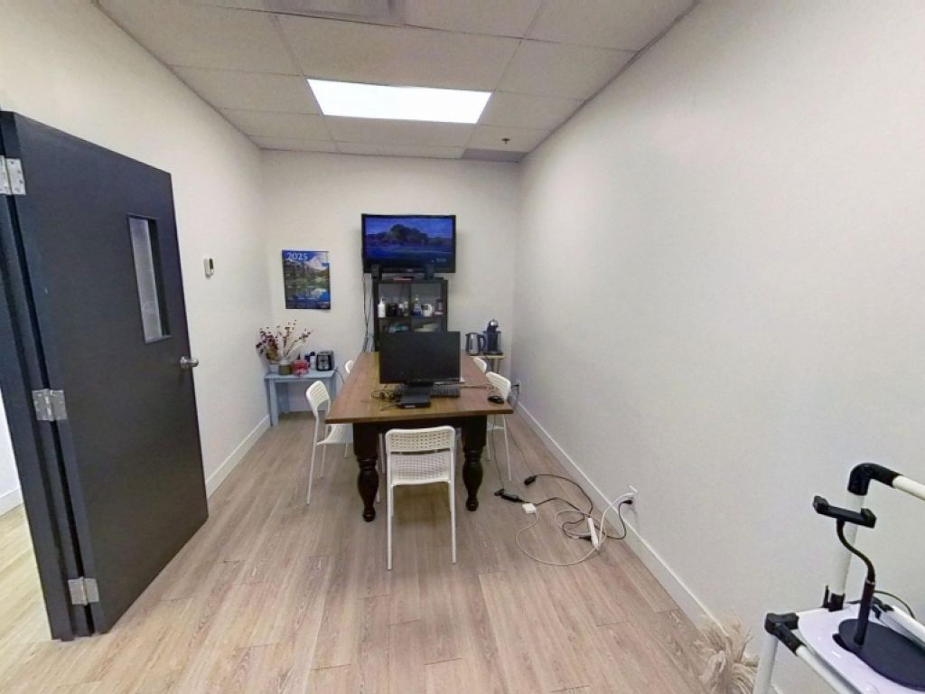 BUREAUX LVIS - 7777 Guillaume-Couture