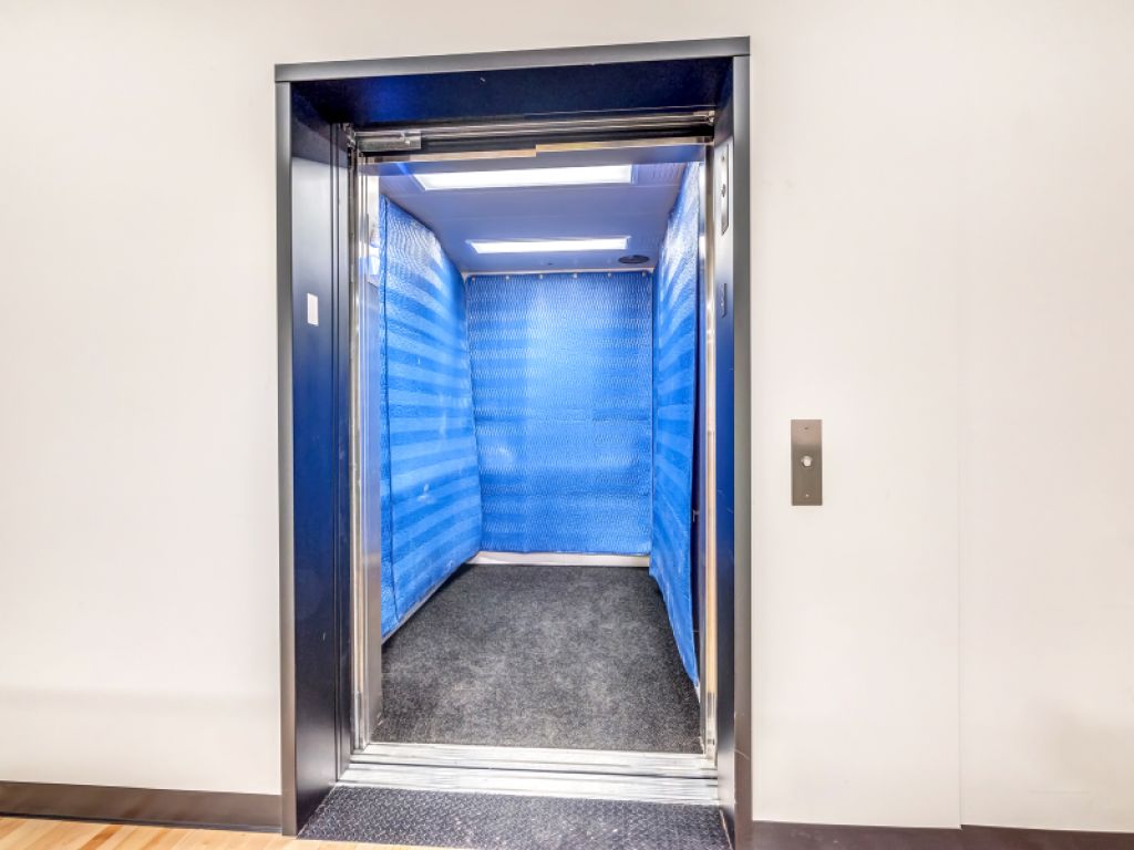 CLE EN MAIN Espaces bureaux commerciaux renovs  louer-HOMA