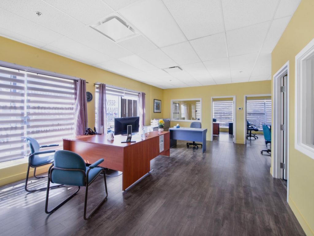 Locaux commerciaux / Bureaux NEUFS ou EXISTANTS  louer au 200 rue Commerciale, Donnacona.