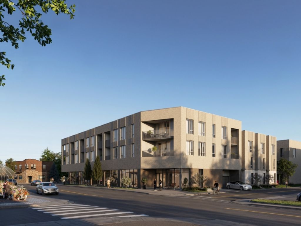 BRand-new commercial space for rent facing Lachine Market