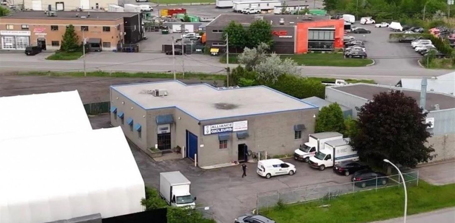 Industrial building for sale - For Sale