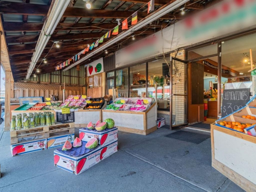 Real estate package at the Jean-Talon Market Montreal Little Italy