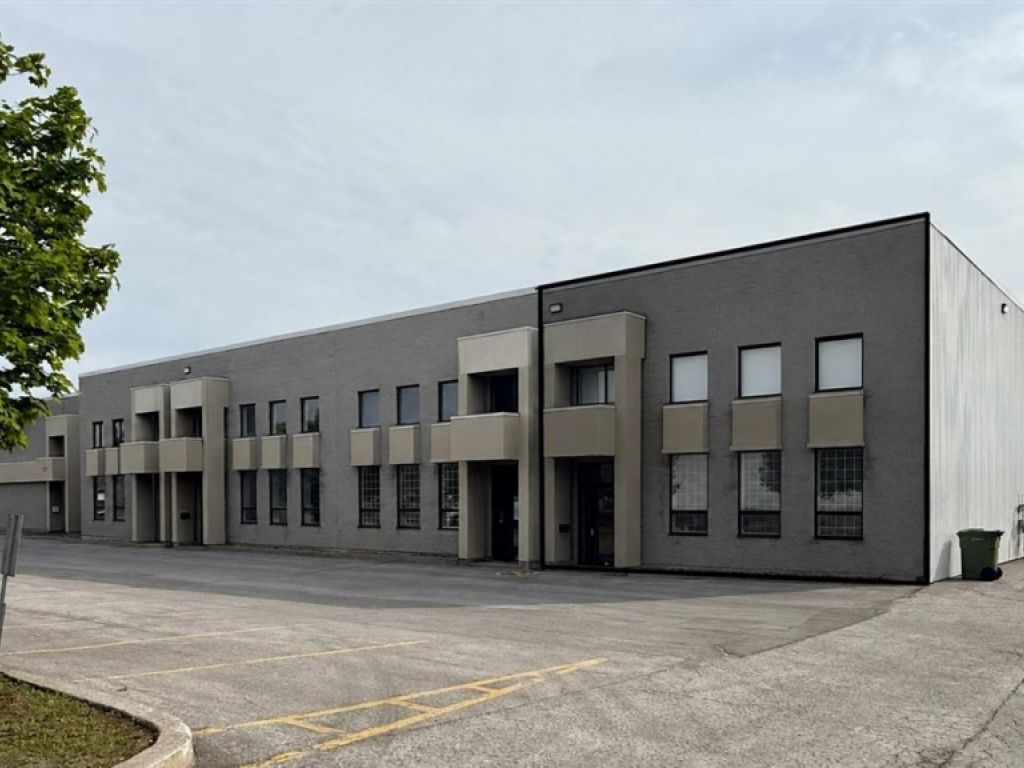 Local industriel � louer