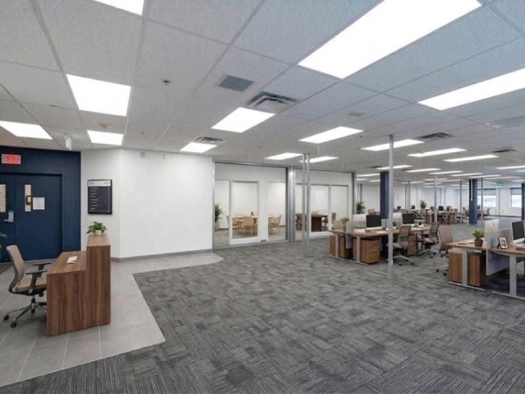 Office / Commercial Space 2,100 to 6,360 sq. ft. Downtown St-Jerome