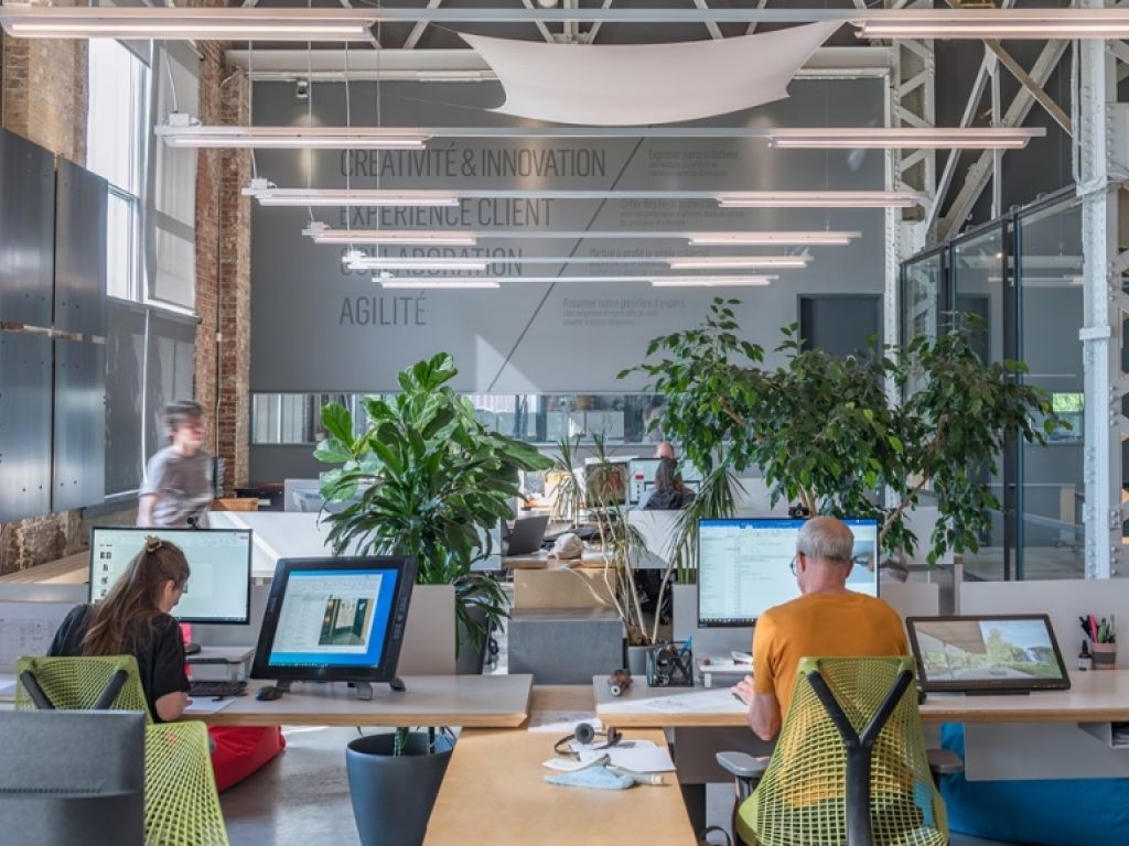 Technopôle Angus      2522 square feet