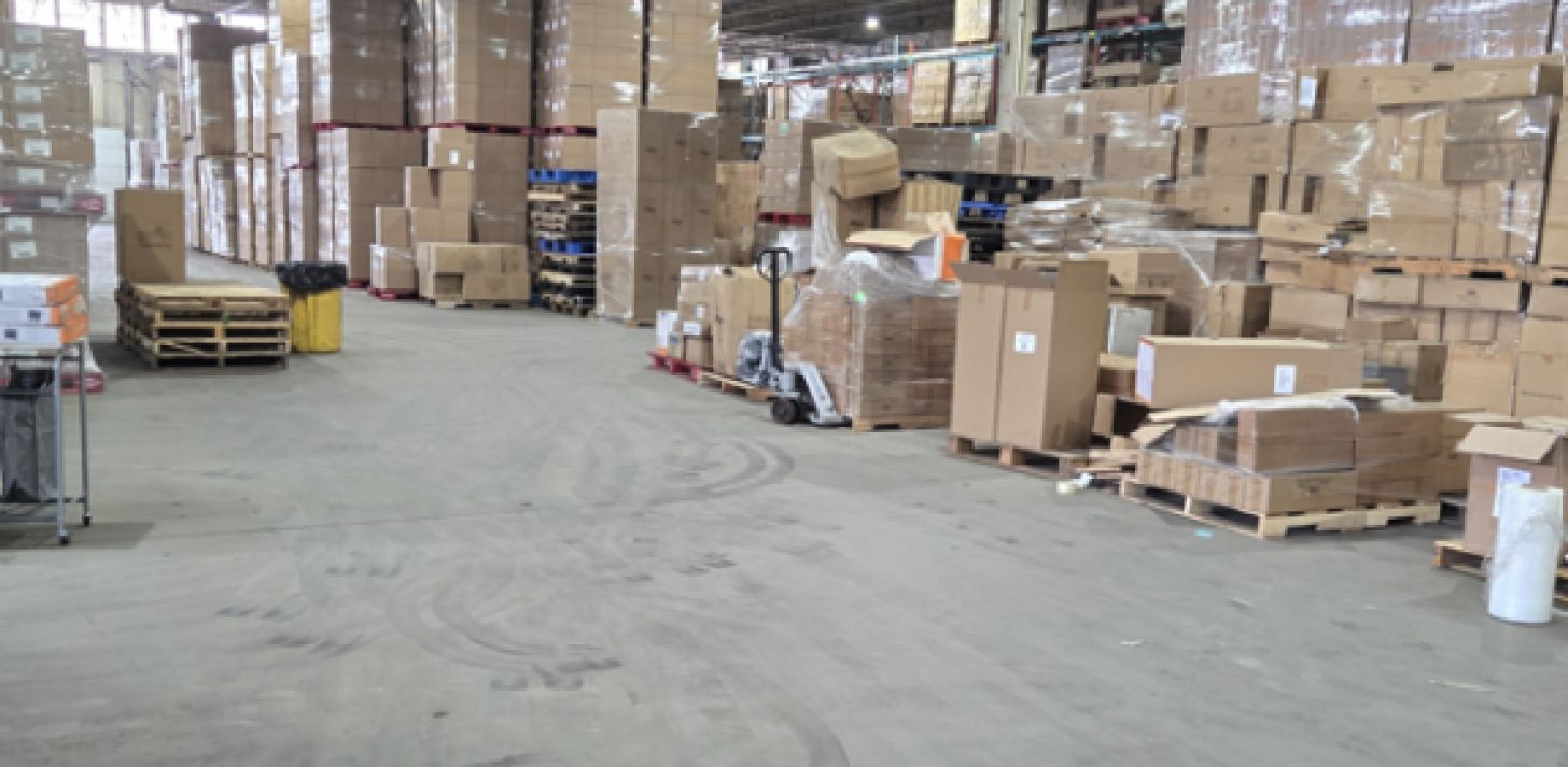 Entrepôt à louer de 2,000 à 50,000 pc - À louer