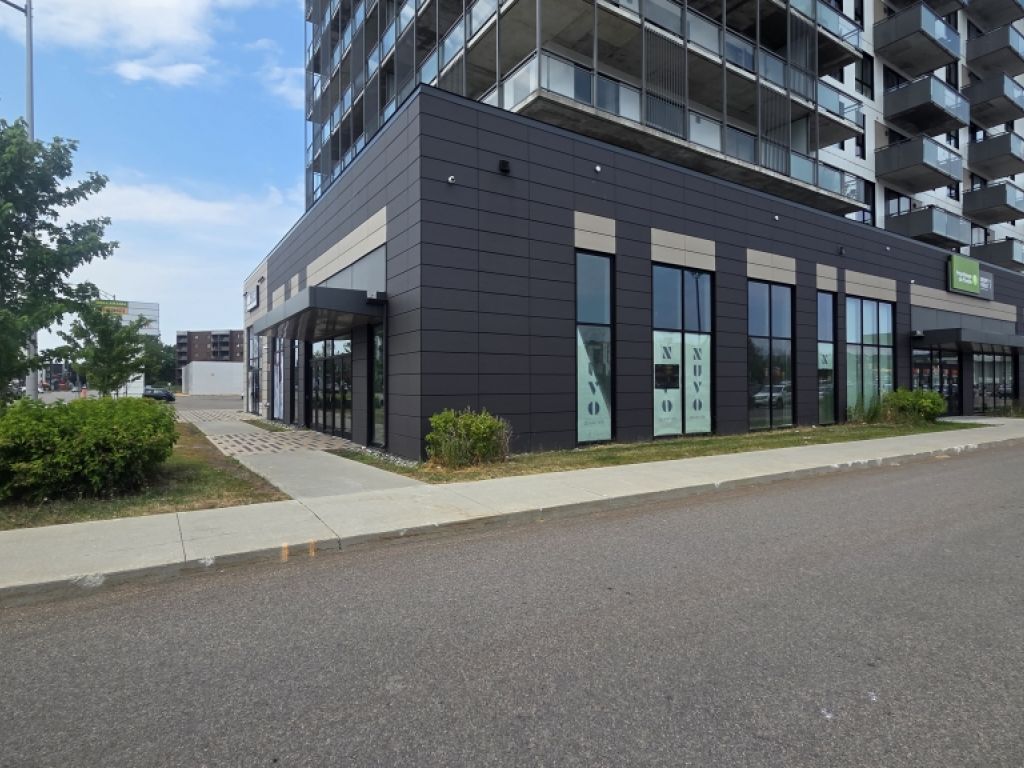 Local commercial � louer � Beauport � 2539, boulevard Sainte-Anne, local 2539 B