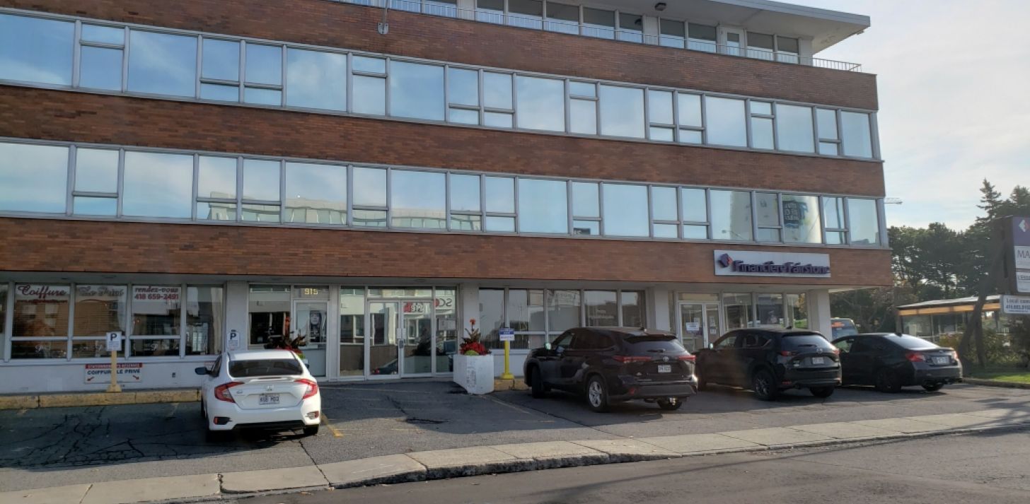 Local 304B - 917 Monseigneur-Grandin - For Rent