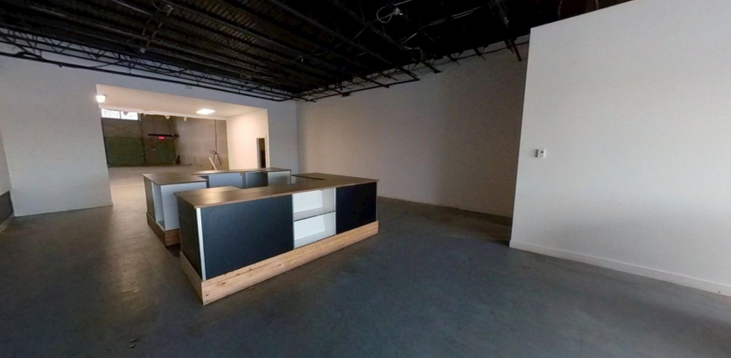 LOCAL FLEX - SAINTE-FOY - For Rent