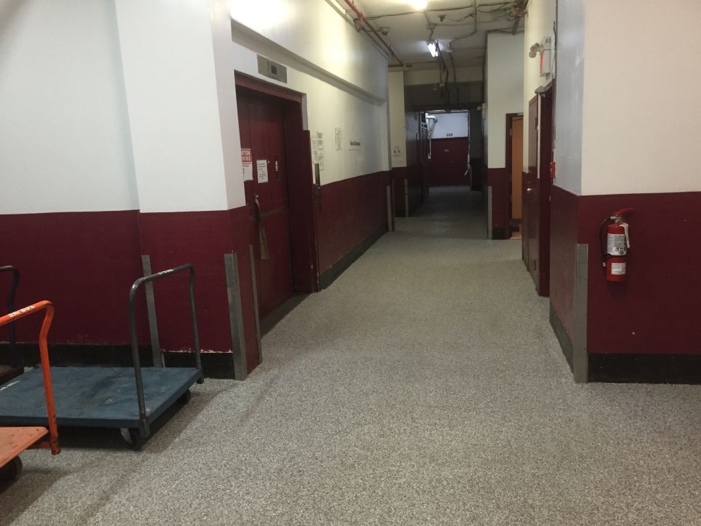 Storage / ShowRoom for Rent