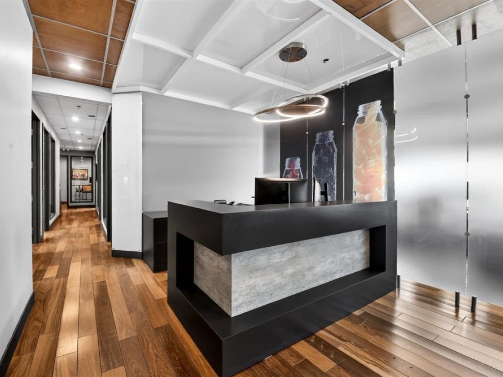 Condo commercial � vendre