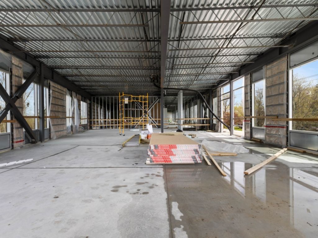 Espace Industriel et Commercial de Premier Choix  Louer