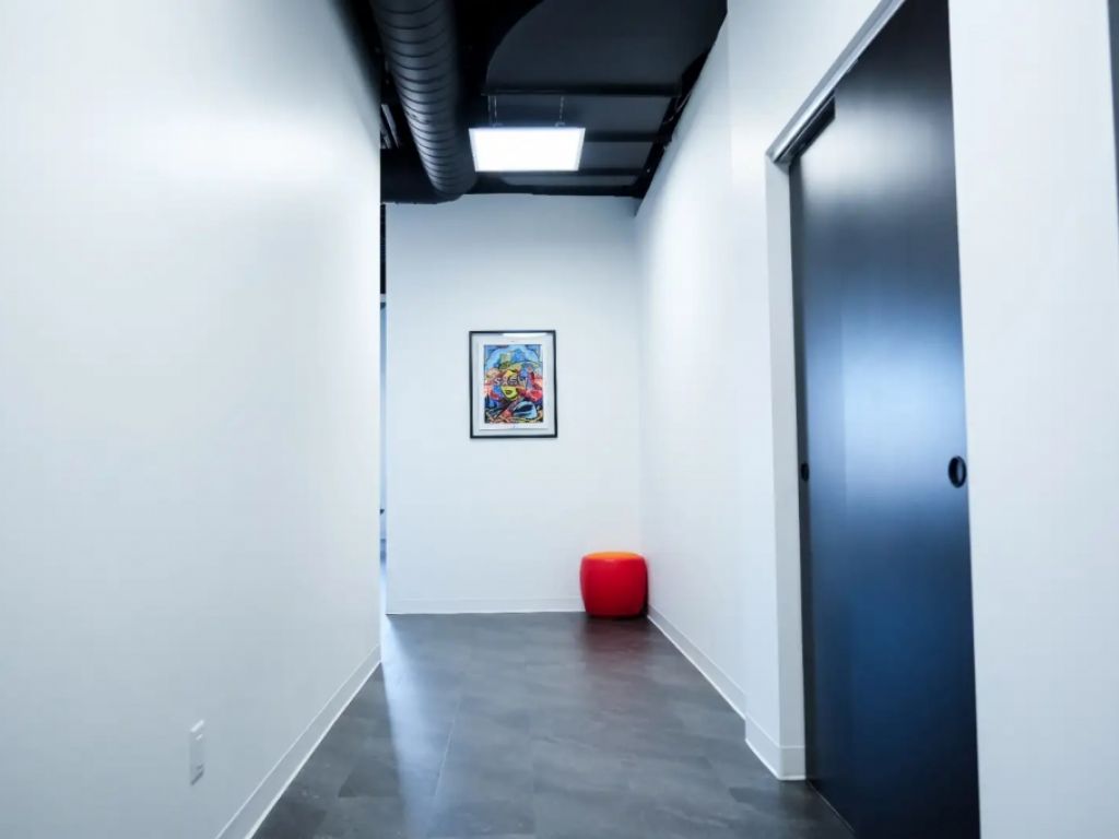 Turnkey offices for rent � 3,260 sq ft � Blainville 