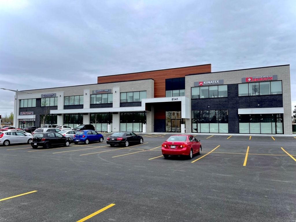 Commercial space for rent (Longueuil) - 2 100 sqft