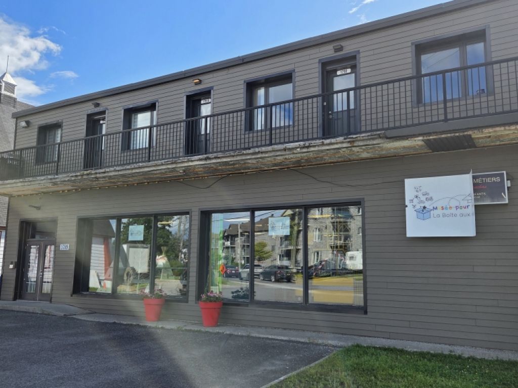 Local commercial � louer � Val-B�lair � 1789, boulevard Pie-XI Nord, secteur Val-B�lair Nord
