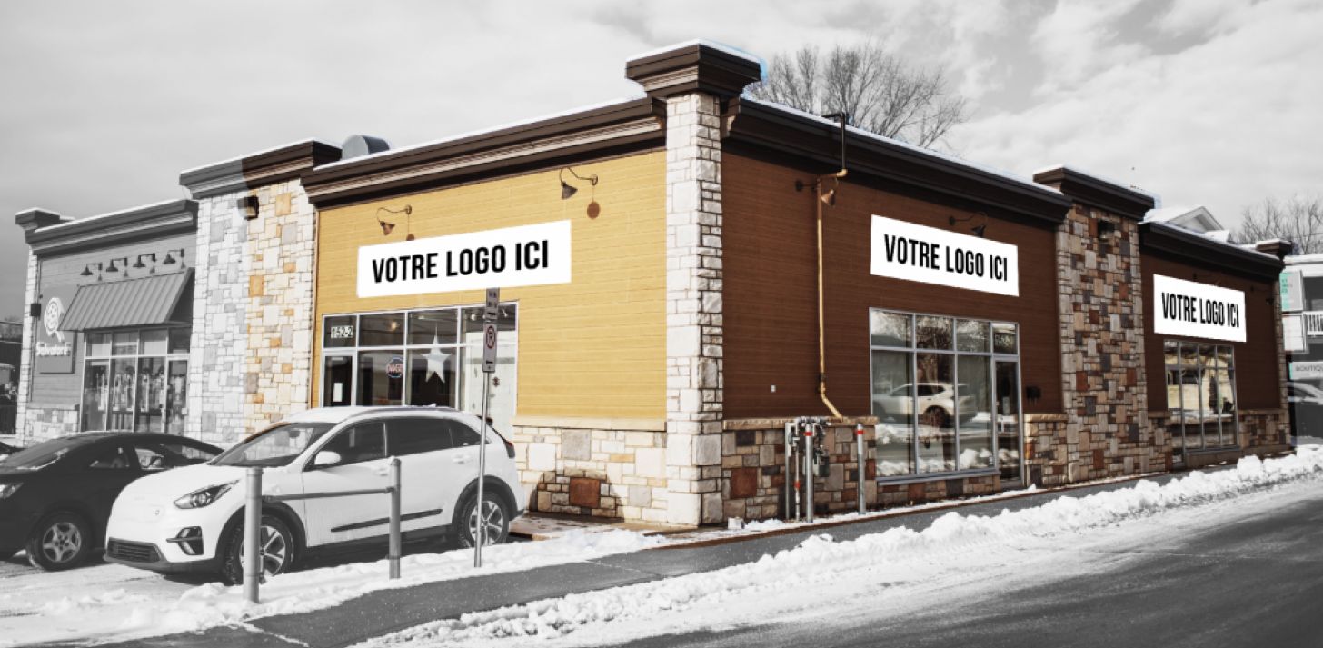 COMMERCIAL CORNER UNIT FOR RENT - À louer