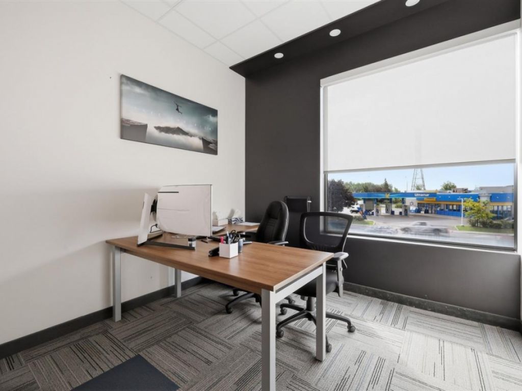Condo commercial � vendre