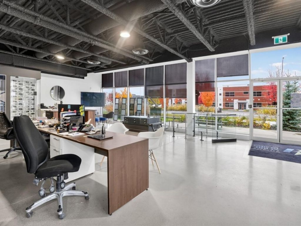 Condo industriel � vendre � 350 $/pi�