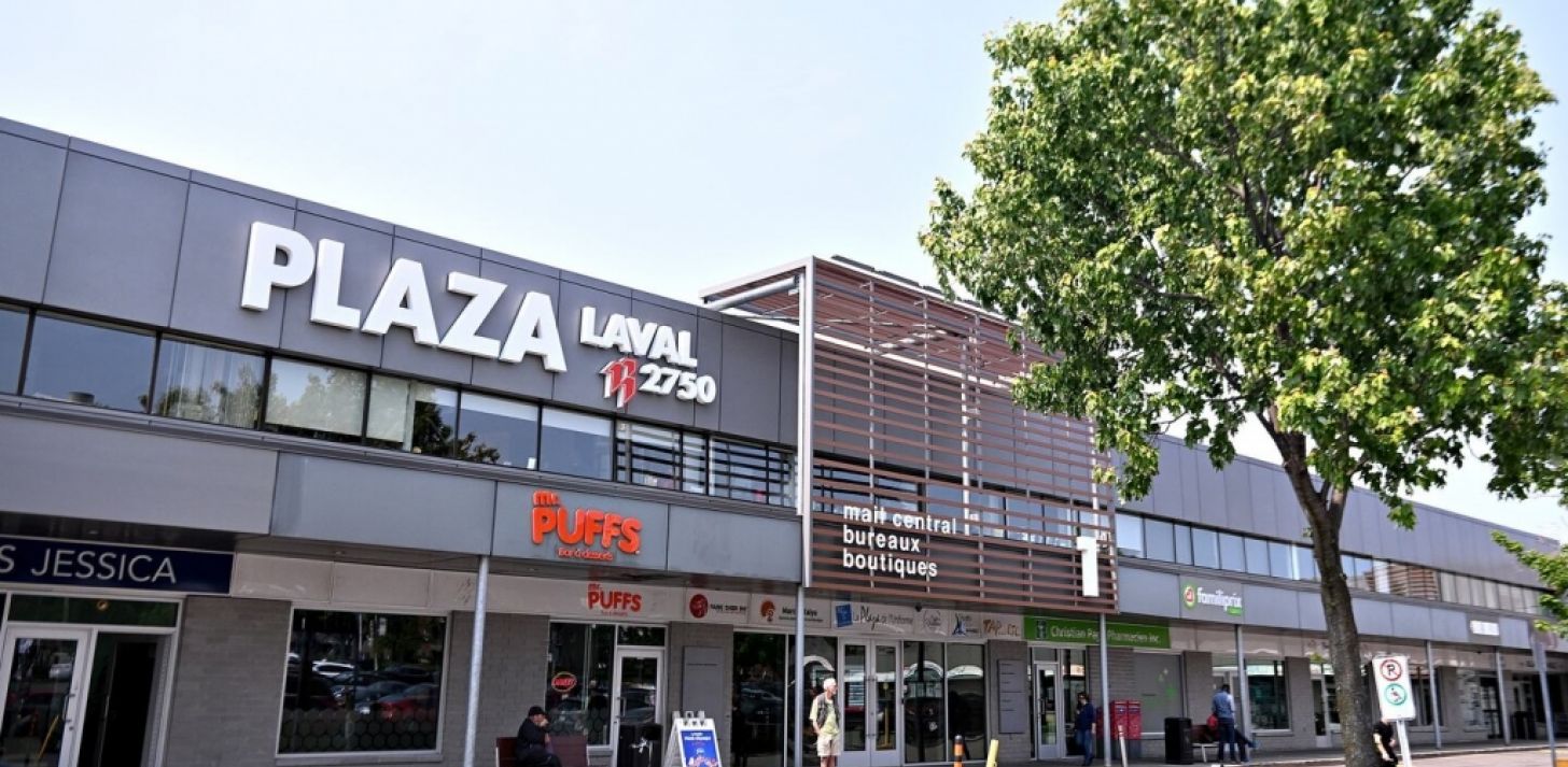 Local commercial &agrave; louer &agrave; Sainte-Foy � Plaza Laval, 2750, chemin Sainte-Foy, local 103 - For Rent
