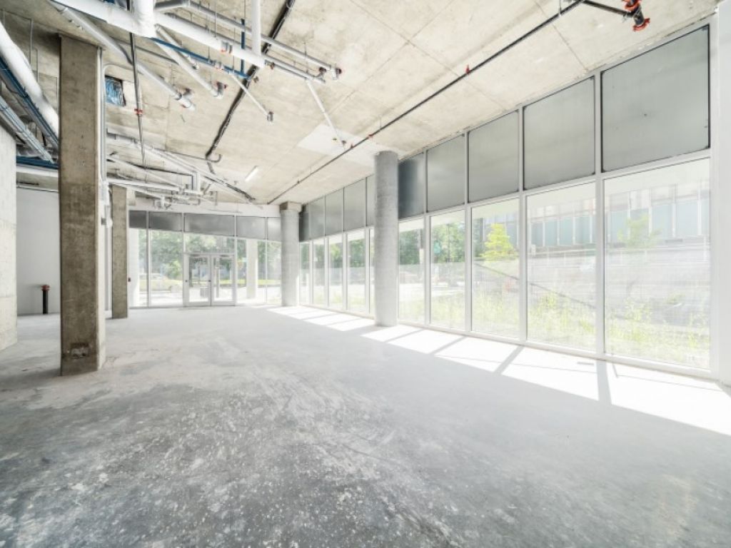 NEW Commercial retail space for rent in Plateau-Mont-Royal