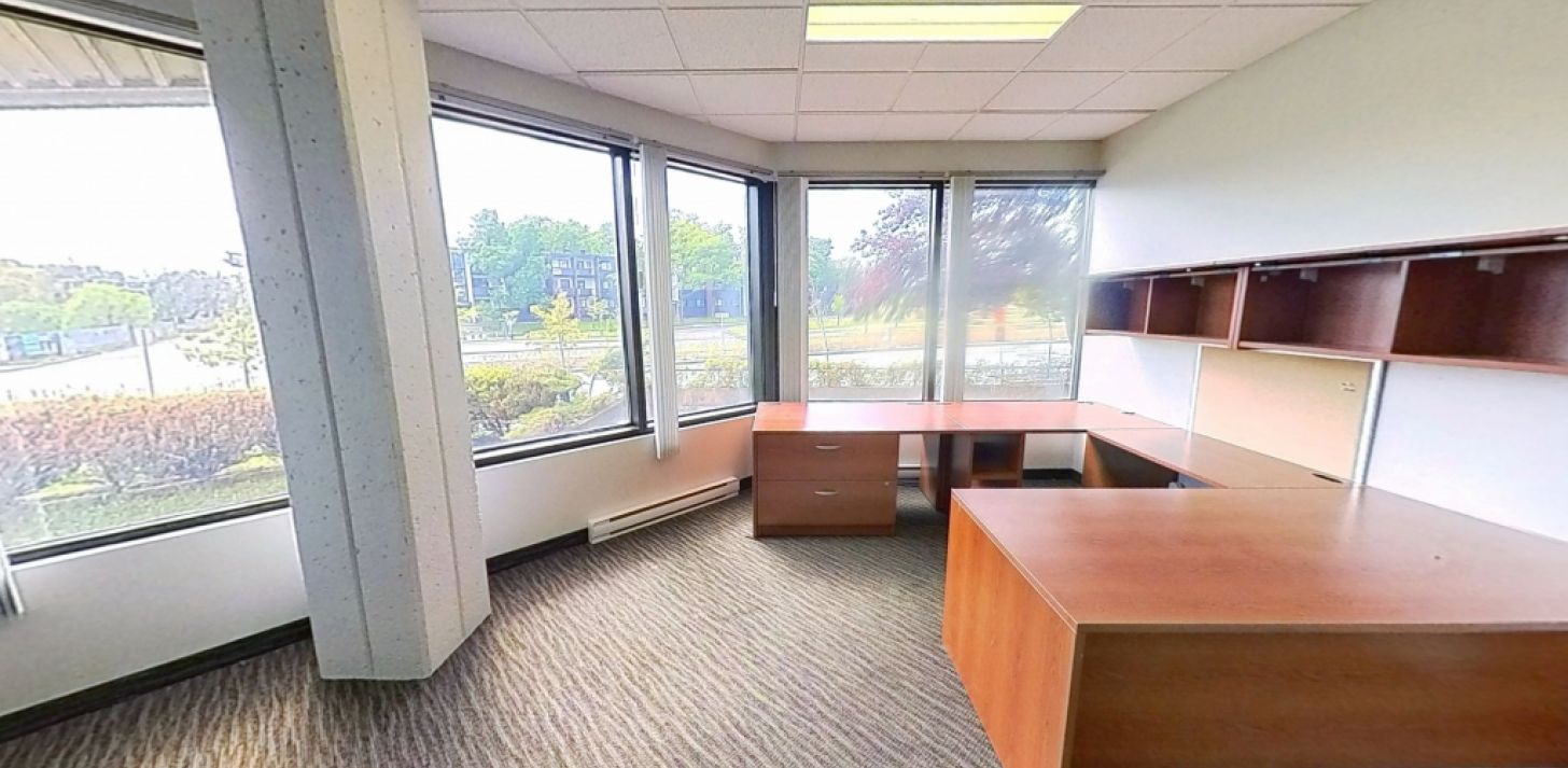 Bureau &agrave; louer &agrave; Sainte-Foy � Place Iberville II, 1175 avenue Lavigerie, local 040 - &Agrave; louer