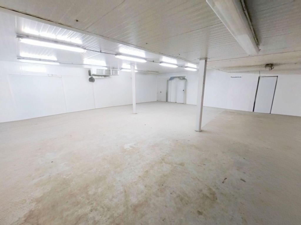 LOCAL INDUSTRIEL NEUVILLE