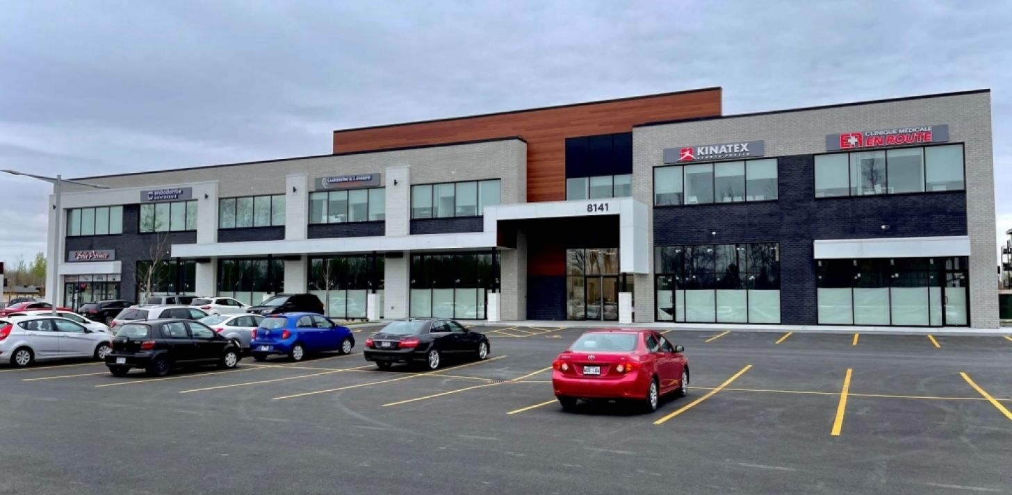Commercial space for rent (Longueuil) - 2 100 sqft - For Rent