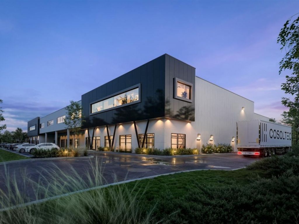 Condo industriel � vendre � 330 $/pi�