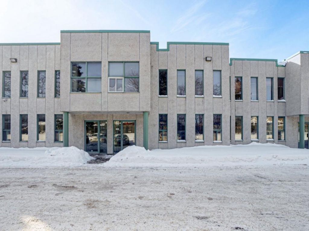 RARE! All-inclusive lease! Office in Boisbriand 1658 sqft