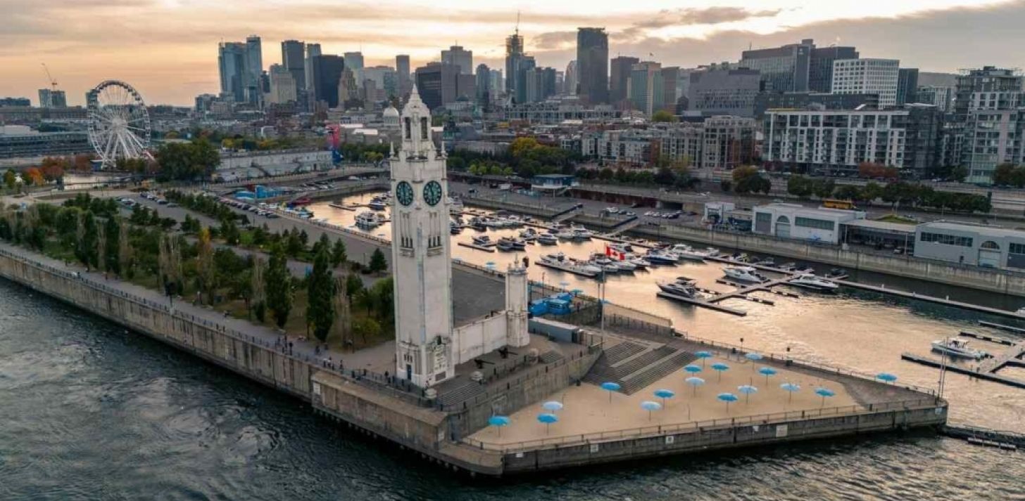 Charming restaurant in Old Montreal - For Sale