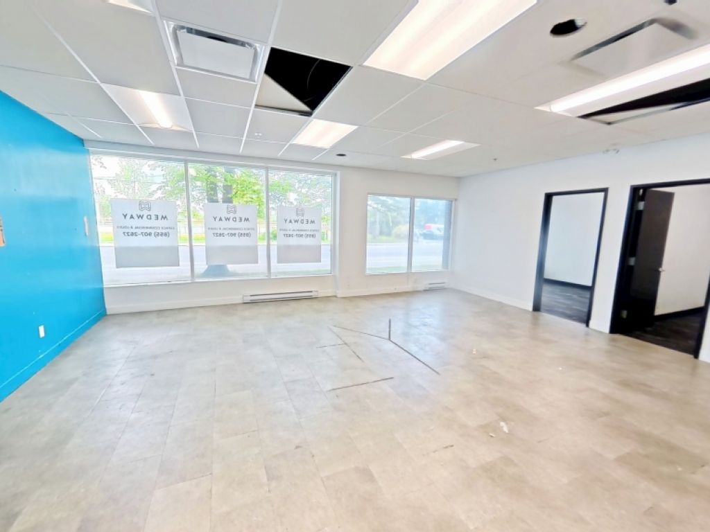 Local commercial � louer � Vanier � 303, boulevard Pierre-Bertrand, local 102B