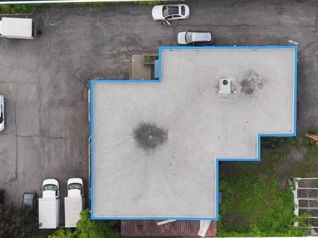 Industrial building for sale