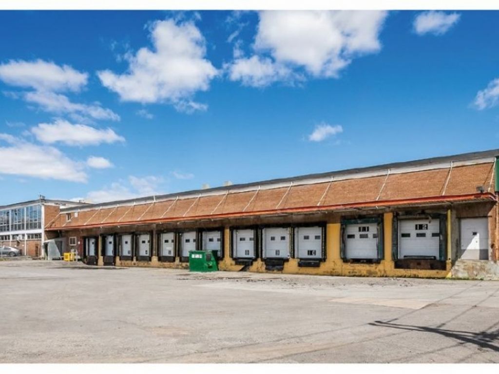 40,000 sq. ft. industrial spaces in Montreal