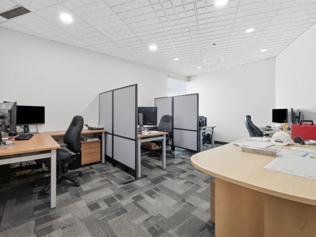 Condo commercial � vendre